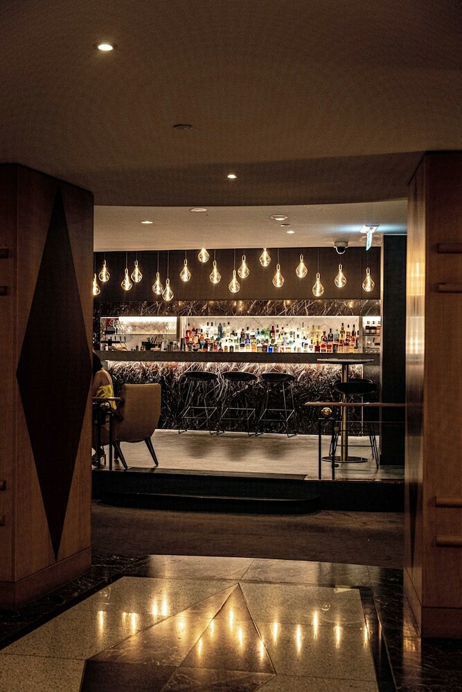 Hotel Harbourview
