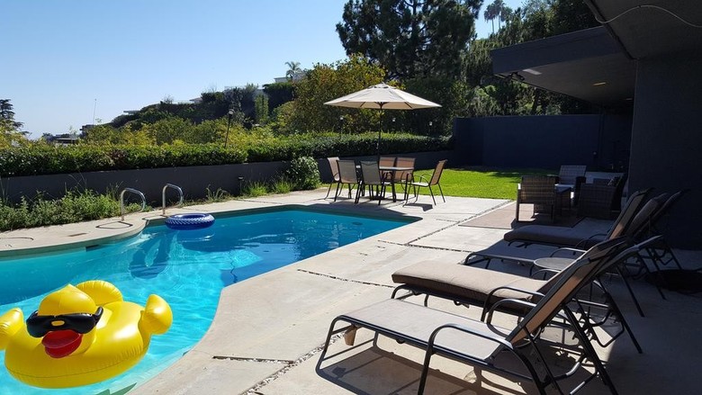 Four-bedroom House With Pool