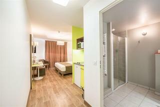 Hotel Comfort Suites Universit�s Grenoble Est