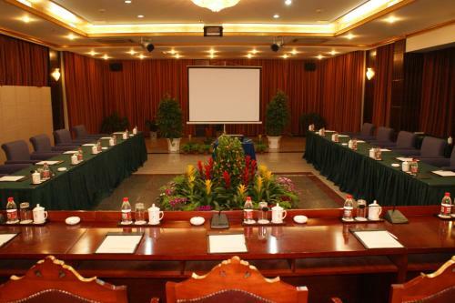 Jingtingshan Resort Hotel