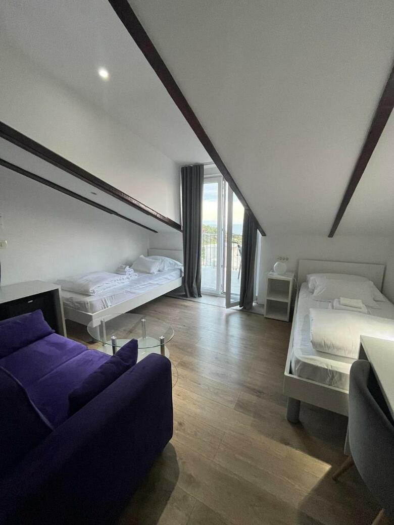 Bed & Breakfast Pansion Dela