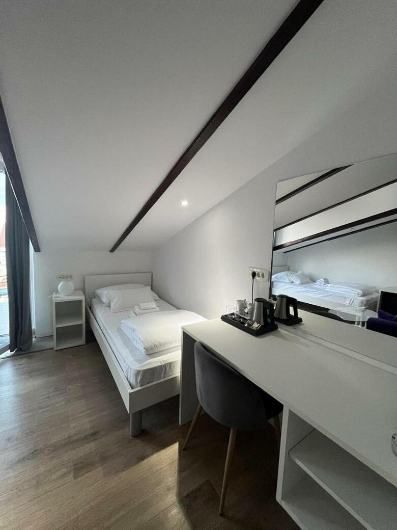 Bed & Breakfast Pansion Dela