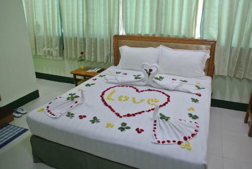 Daw Htay Hotel