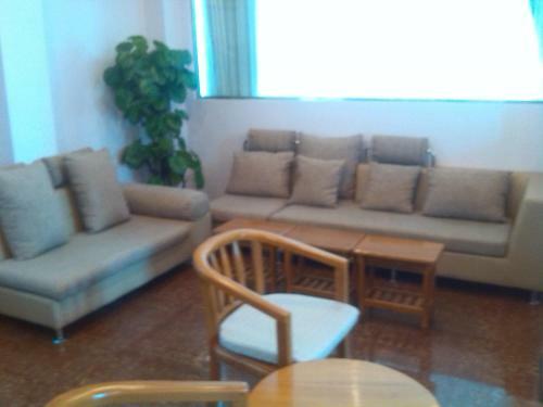 Great Glory Hotel