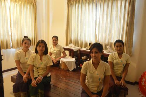 Hotel 63