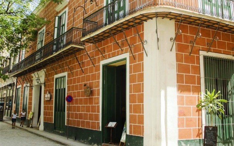 Hotel Conde De Villanueva