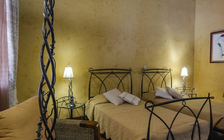 Hotel Raquel