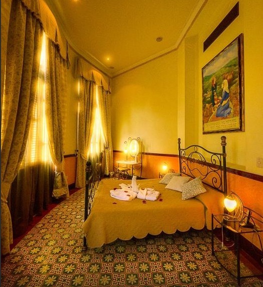 Hotel Raquel