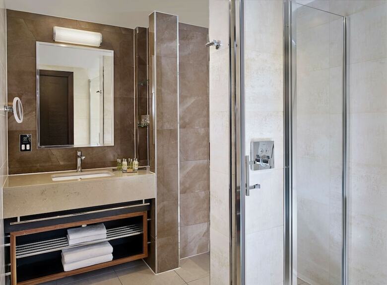 Hotel Doubletree By Hilton London � West End