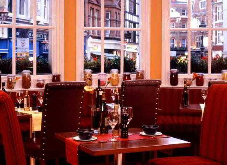 Courthouse Hotel London