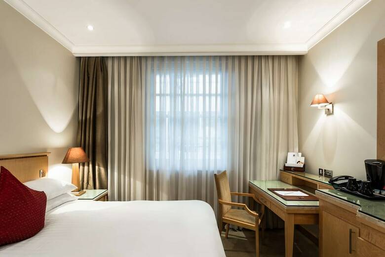 Courthouse Hotel London