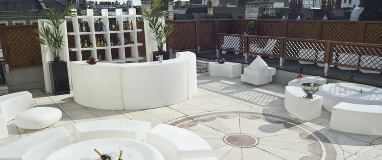 Courthouse Hotel London