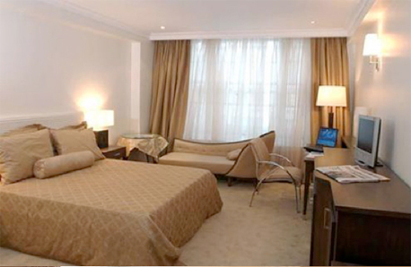Courthouse Hotel London