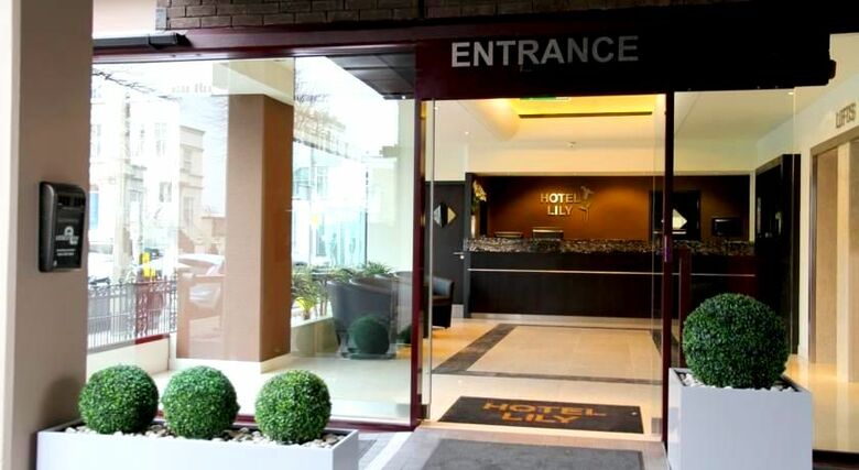 Hotel Lily