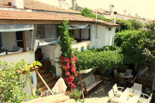 Hostal Imerek Tas Ev Hotel
