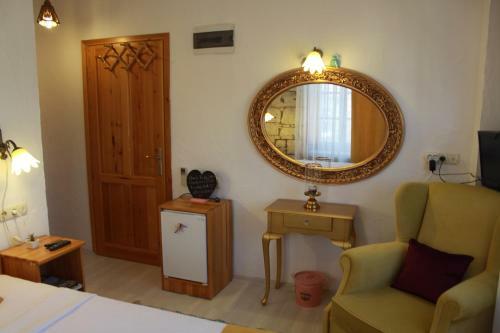 Hotel Adres Ala�at?
