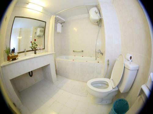 New Aye Yar Hotel