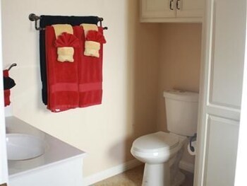 Woodrow House Bed & Breakfast