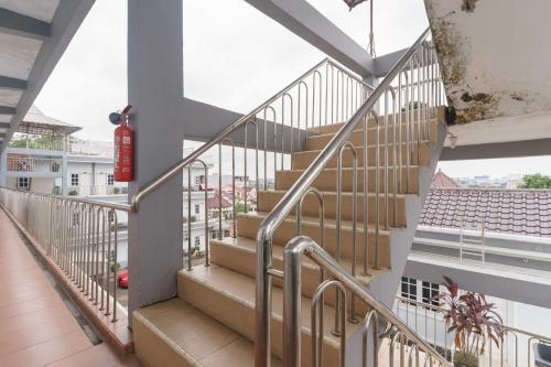 Hostal Koolkost Near Palembang Icon Mall 4