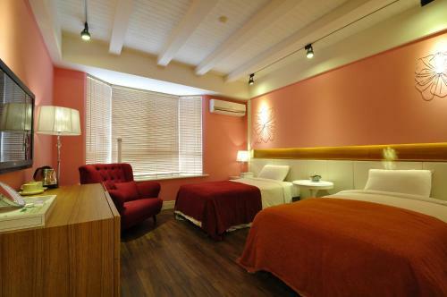 Young Motel