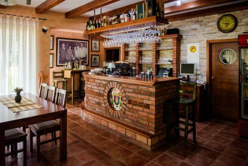 Hostal Motel Monako