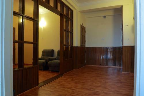 Kh Hotel , Kokkine