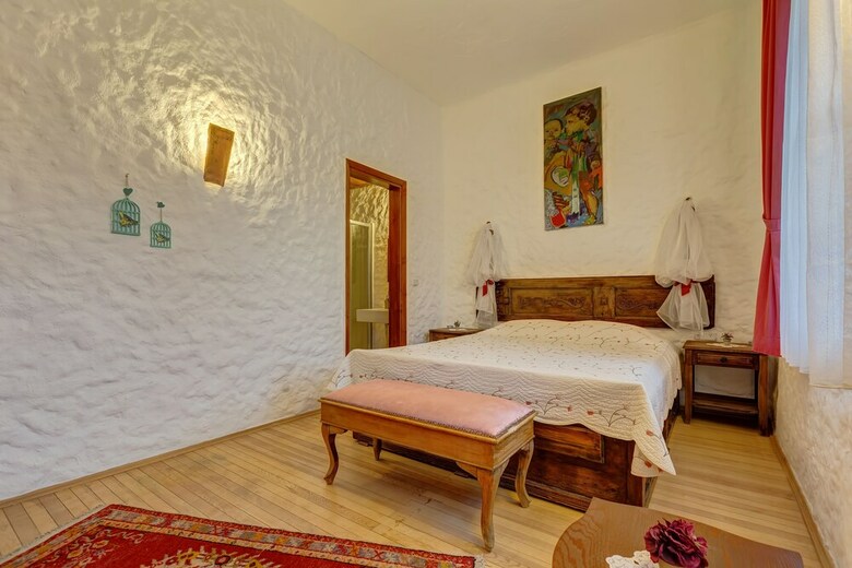 Lale Lodge Hotel