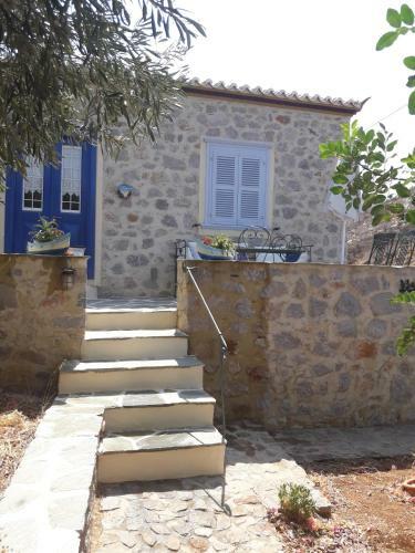 Villa Hydra Erato