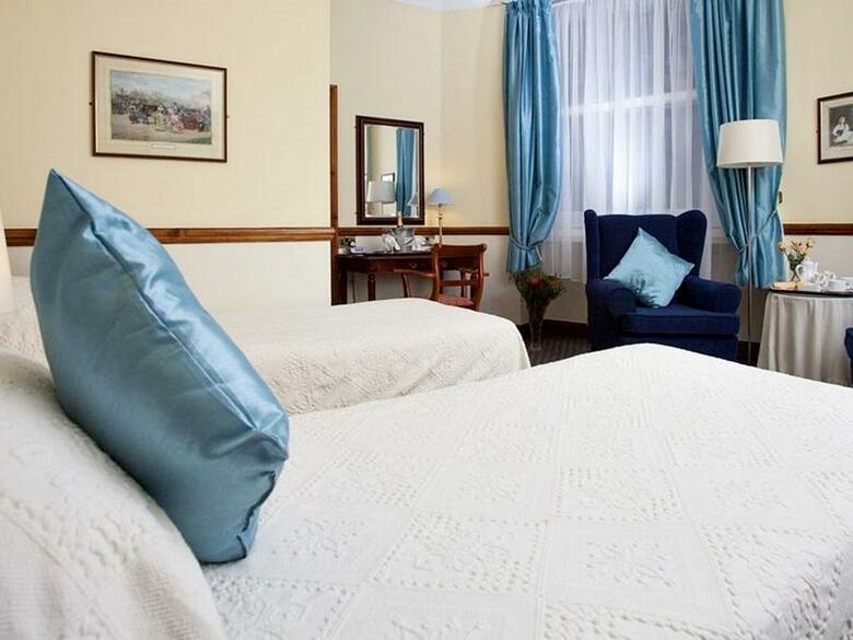 London Elizabeth Hotel