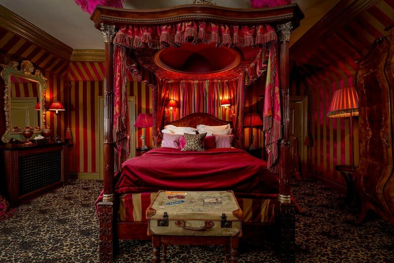 Hotel Prestonfield House