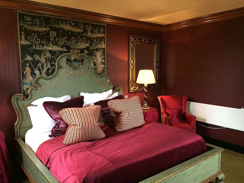 Hotel Prestonfield House