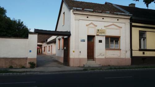Hostal R�k�czi Panzi�