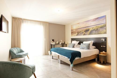 Hotel H�tel Le Monesti�