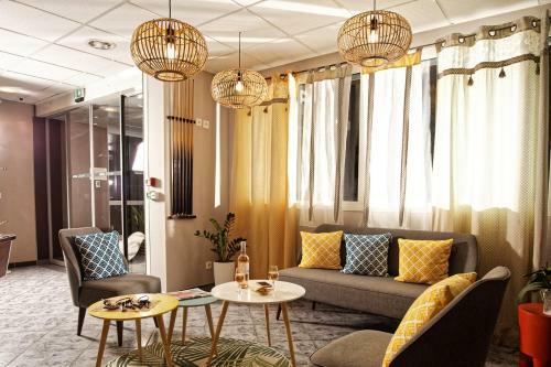 Hotel H�tel Le Monesti�