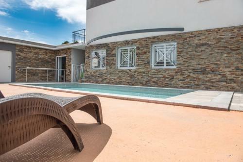 Hotel H�tel Le Monesti�