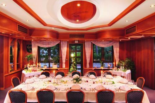 Hotel-restaurant Roter Hahn