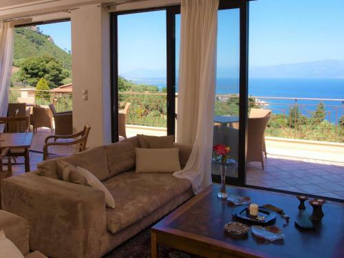 Hotel Theasi
