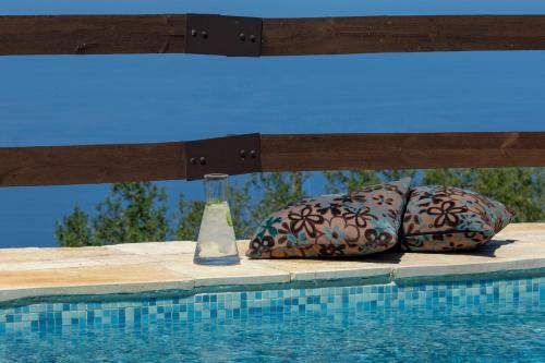 Hostal Amadryades Villas