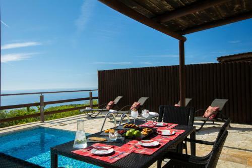 Hostal Amadryades Villas