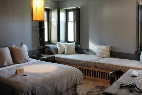 Hostal Apeiros Chora