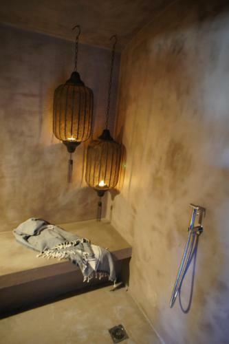 Hostal Apeiros Chora