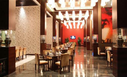 Hotel Regal Palace Resort