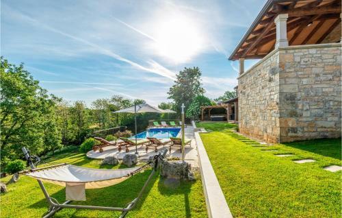Holiday Home Tinjan 60
