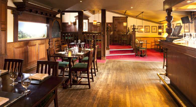 Glen Mhor Hotel & Restaurant