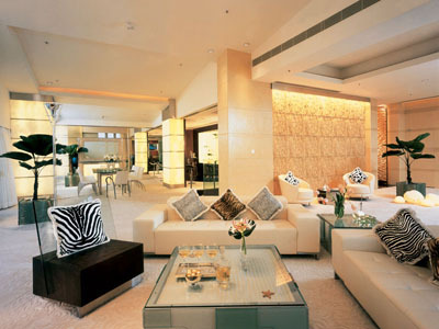 Hotel Regal Airport