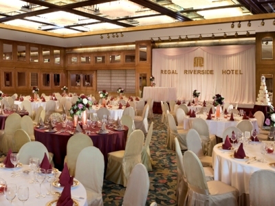Regal Riverside Hotel