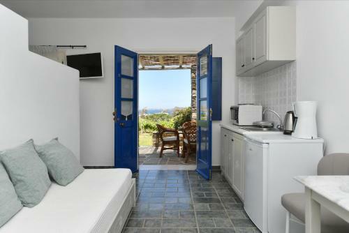 Agrabeli Studios & Apartments