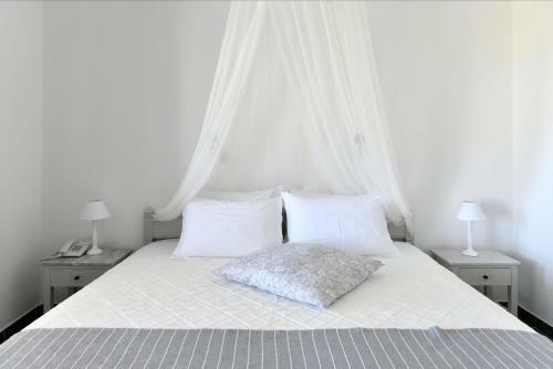 Agrabeli Studios & Apartments
