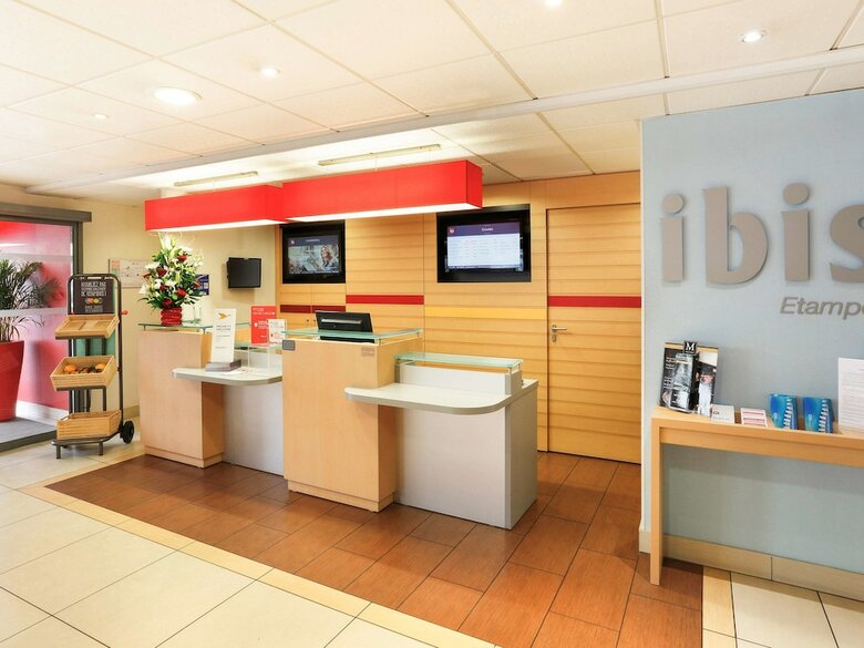 Hotel Ibis Etampes