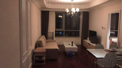 Ri Yue Guang Apartment
